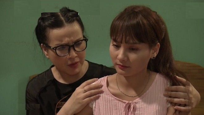 Rưng rưng nước mắt vì lời khuyên của mẹ đẻ về chuyện ‘mẹ chồng và con dâu cùng yêu một người đàn ông’