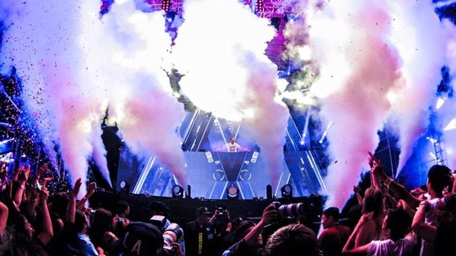 Vé rẻ, chất lượng đêm nhạc tại Việt Nam có 'bèo' như giá?