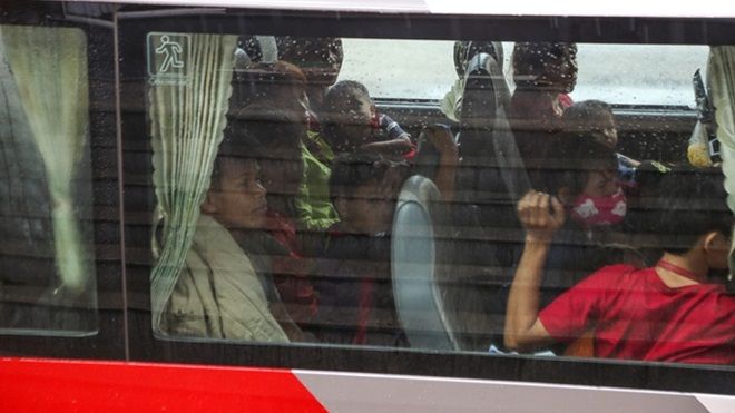 Khách du lịch lang thang, vật vờ từ chiều đến tối tìm chỗ ngủ ở Đà Lạt trong dịp lễ 30/4