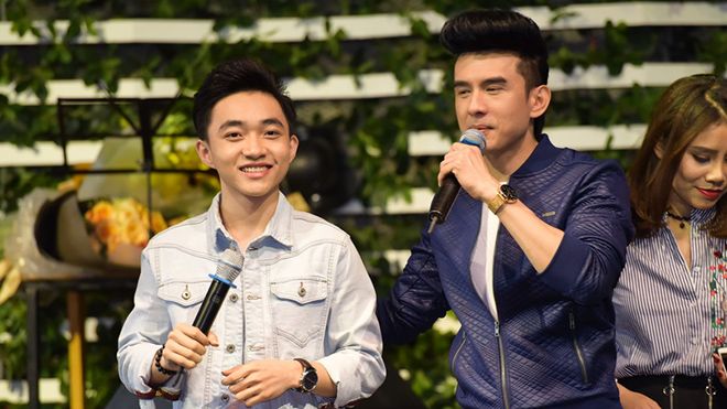 Đan Trường hạnh phúc giới thiệu trò cưng Trung Quang với fan Hà Nội