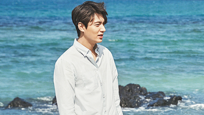 Lee Min Ho tung bộ ảnh vui vẻ trước ngày nhập ngũ