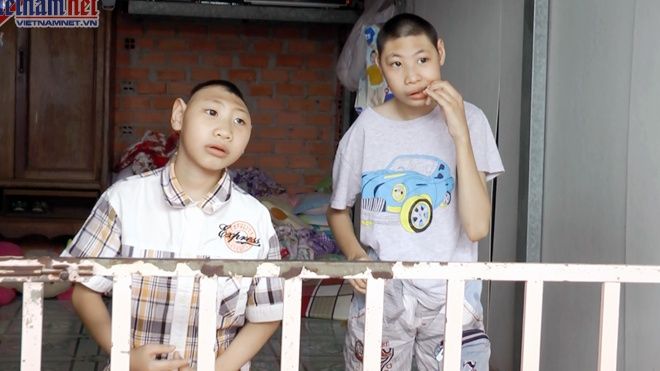 Vợ cũ nói gì với người cha thi hát chữa bệnh teo não cho con?