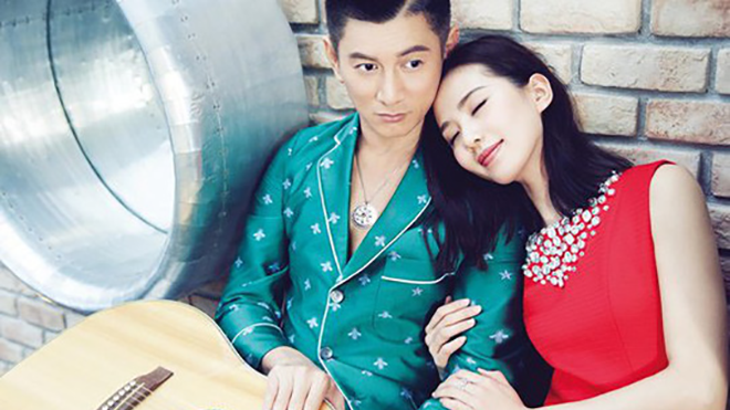 Lưu Thi Thi mang giày khắc tên hai vợ chồng, tình tứ tại nước ngoài cùng Ngô Kỳ Long