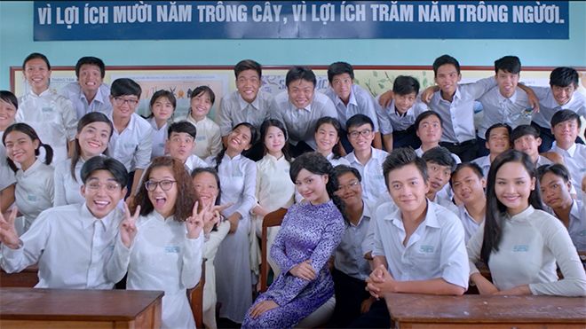 Nhà sản xuất 'Cô gái đến từ hôm qua' tung MV đầy ý nghĩa, nghẹn ngào về tuổi học trò