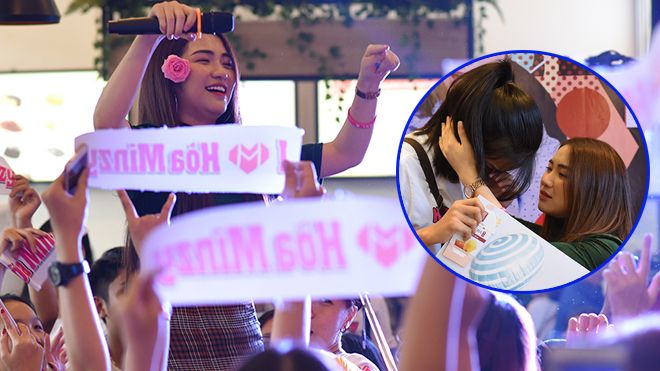 Ngoài ‘tăng động’ , Hòa Minzy cũng có những giây phút sâu lắng bên cạnh người hâm mộ