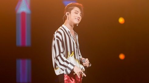 Sơn Tùng 'đạo nhái' mỹ nam Jaejoong? Không đâu, chỉ đơn giản là đụng hàng thôi mà!