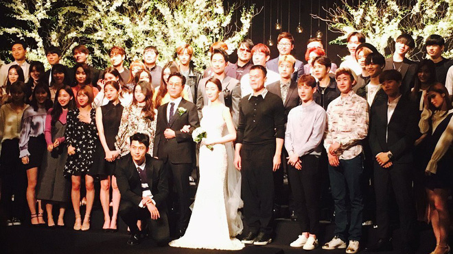 Dàn sao 'nam thanh nữ tú' Kpop hội tụ trong đám cưới của CEO nhà JYP