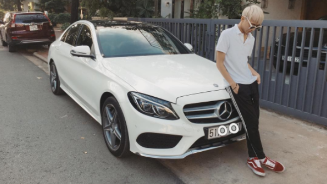 Soobin Hoàng Sơn 'chơi lớn' khi tậu xế hộp tiền tỷ mừng sinh nhật