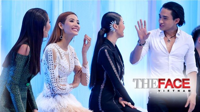 Hữu Vi toát mồ hôi khi bị Lan Khuê hỏi xoáy về Khánh Linh