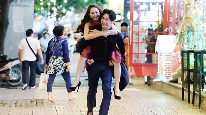 Hé lộ loạt hình tình tứ của Minh Hằng, Rocker Nguyễn trong 'Sắc đẹp ngàn cân'