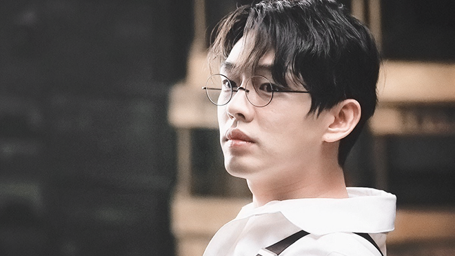 Yoo Ah In được miễn nghĩa vụ quân sự vì mắc khối u xương, chấn thương cơ thể ở cấp độ nghiêm trọng