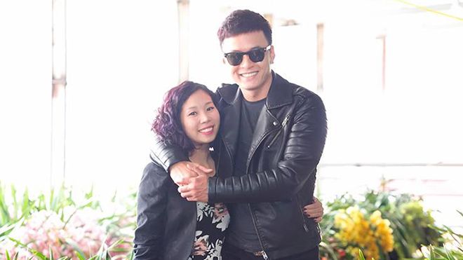 Hồng Đăng viết tâm thư gửi con gái để bảo vệ vợ trước 'anh hùng bàn phím'