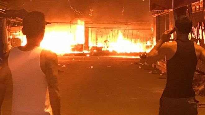 Cháy kinh hoàng ở chợ đêm Phú Quốc