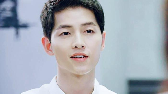 Song Joong Ki: 'Tôi mong nhận được lời chúc phúc của các bạn'