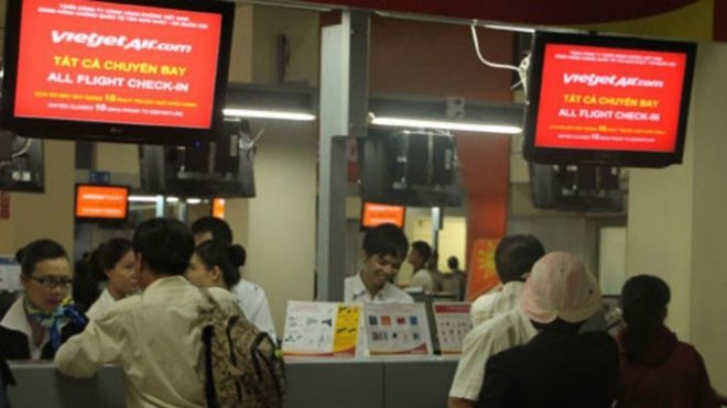 Nhân viên mặt đất đồng loạt xin nghỉ ốm, Vietjet bị chậm nhiều chuyến bay