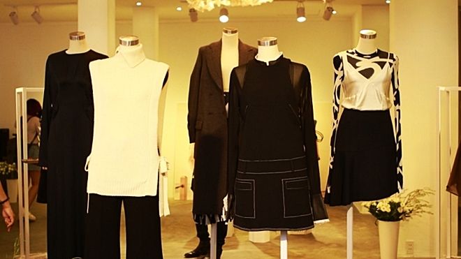 Vẻ đẹp tinh tế đầy tính nữ quyền trong BST Thu Đông 2017 của H&M