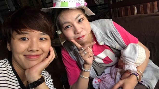 Cô gái trẻ sẵn sàng chi 100 triệu để nhận nuôi con trai của 'hot girl Bella'