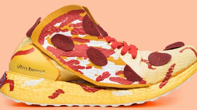 Vừa liều mình ‘thay da đổi thịt’ Stan Smith, adidas lại biến Ultra Boost thành pizza