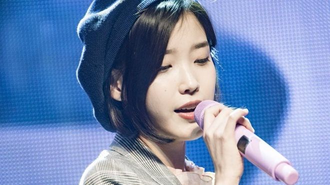 Sau 9 năm, cuối cùng thì IU cũng đã thực hiện điều này để chiều lòng fan