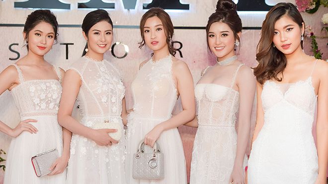 Đồng Ánh Quỳnh tự tin đọ sắc xinh đẹp, quyến rũ bên dàn Hoa hậu - Á hậu