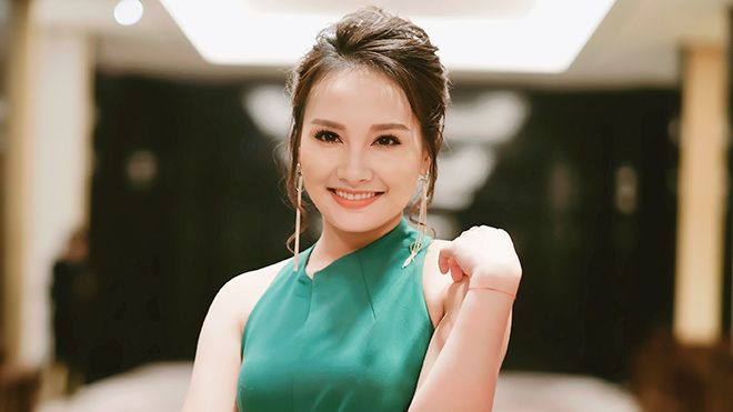 Bảo Thanh tự tin khoe đường cong quyến rũ, rạng rỡ xuất hiện sau ồn ào scandal