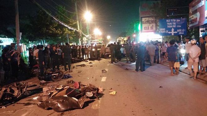 Xe 'điên' đâm liên hoàn khiến 12 người thương vong ở Sài Gòn: Lời kể kinh hoàng từ nhân chứng