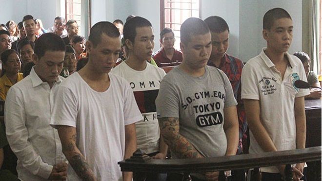 Khách đi vũ trường bị đánh chết vì thiếu 5 ngàn đồng giữ xe