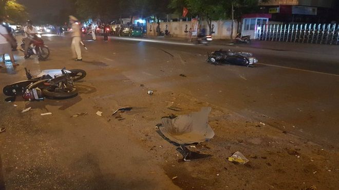 Hải Phòng: Xe “điên” Porsche đâm liên hoàn làm 7 người bị thương nặng