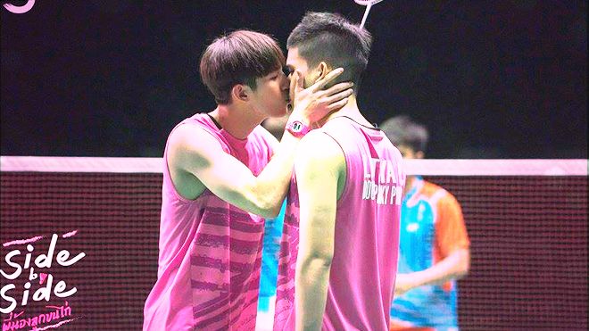 ‘Side by side’: Nụ hôn Yim - Dong làm dịu lòng khán giả