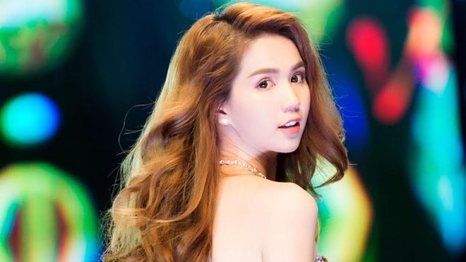 Ngọc Trinh từ chối tiết lộ danh tính bạn trai đại gia mới