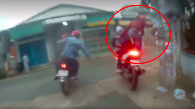 Bình Dương: Ngạt thở với màn truy đuổi những tên trộm xe máy gay cấn như trong phim