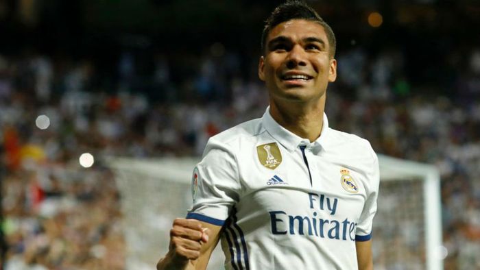 Tin hot 21/8: Real chơi tiqui-taca trong bàn thắng của Casemiro