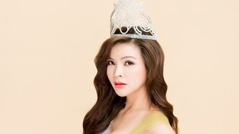 Hoa khôi cuộc thi có người đẹp bán dâm liên tục gặp rắc rối, muốn trả lại danh hiệu