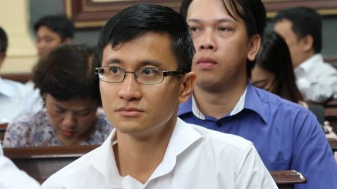 Lần đầu tiên vợ đại gia Cao Toàn Mỹ lên tiếng