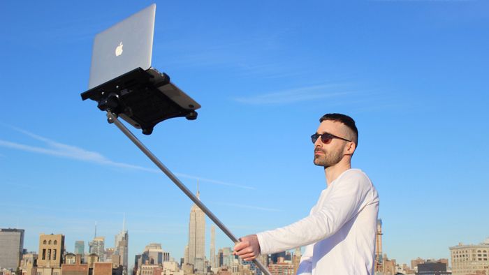 Chẳng ai ngờ gậy tự sướng lại ra đời vì một lý do dở khóc dở cười như thế này