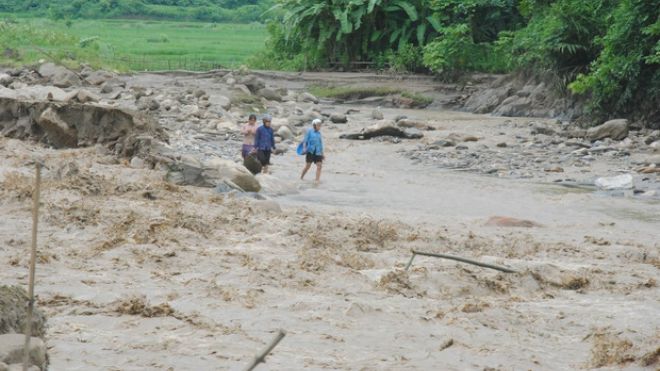 Thanh niên 18 tuổi bị lũ cuốn trôi khi đang ngủ