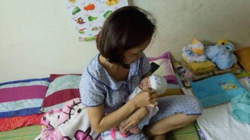 Kết thúc có hậu vụ mẹ bỏ con cùng bức thư đẫm nước mắt ở Hà Nội