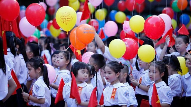 Lễ khai giảng và những trăn trở phía sau tấm bảng đen