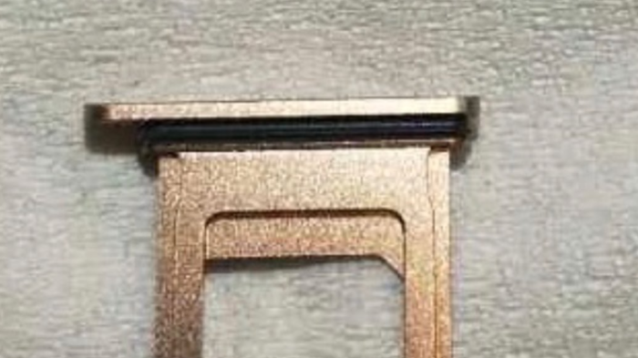Rò rỉ ảnh khay SIM mới của iPhone 8, hé lộ sắc thái màu “vàng đồng” mới?