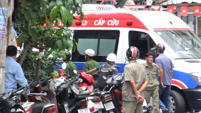 Rơi từ công trình toà nhà cao tầng, nam công nhân tử vong