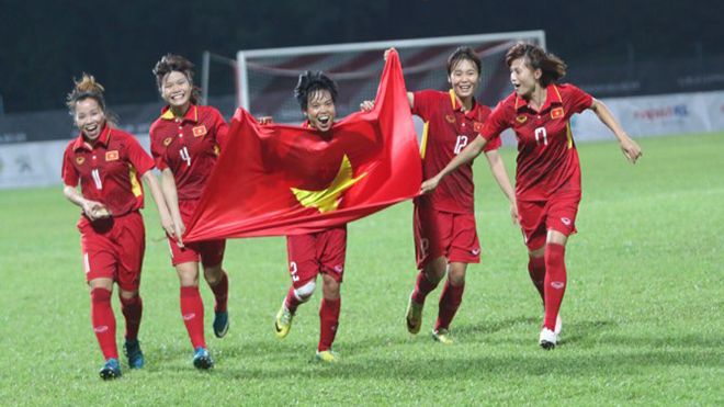 VFF nói gì về chuyện cầu thủ nữ có bầu vẫn đá SEA Games?