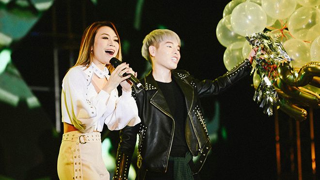 Mỹ Tâm hội ngộ trò cưng Đức Phúc khuấy động hàng ngàn khán giả Hà Nội