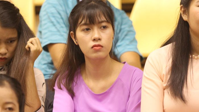 Fan nữ suýt khóc vì Vũ Thị Trang thua chung kết