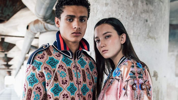 Ngày càng bạo, Gucci đem thổ cẩm côn trùng 'rải' đầy bộ sưu tập mới