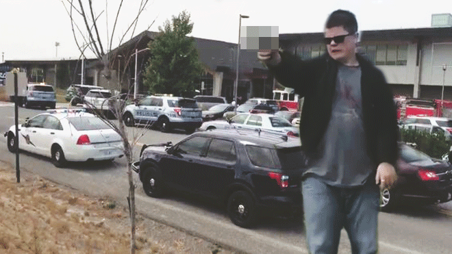 Ám ảnh phim bạo lực, thiếu niên 15 tuổi xả súng thảm sát bạn cùng trường