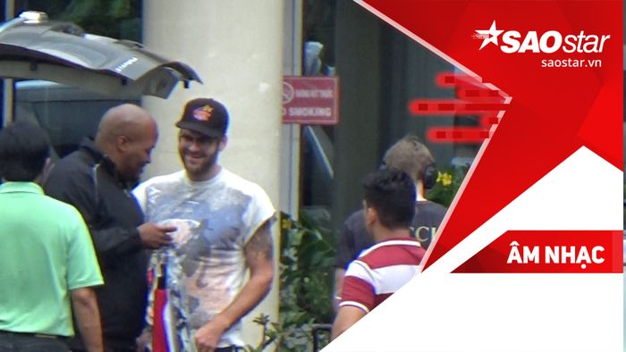 The Chainsmokers rời Việt Nam lên đường tới Bangkok