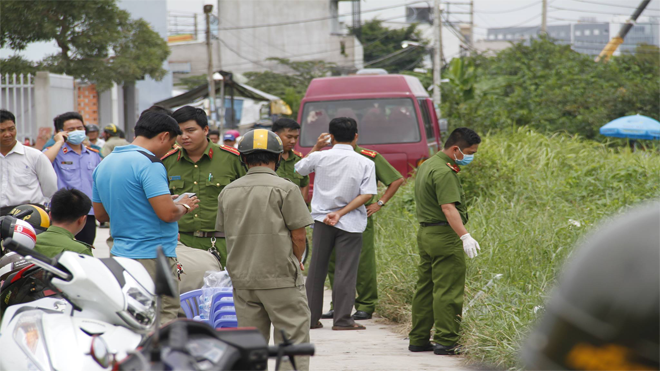 Phát hiện thi thể bé trai sơ sinh còn nguyên dây rốn