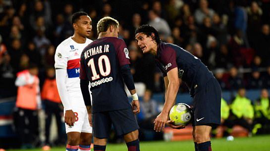 PSG ra giá 1 triệu euro để Neymar đá phạt đền và phản ứng khó tin của Cavani