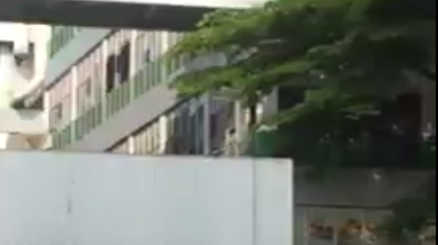 Nam thanh niên nhảy lầu tại công ty sau màn xô xát