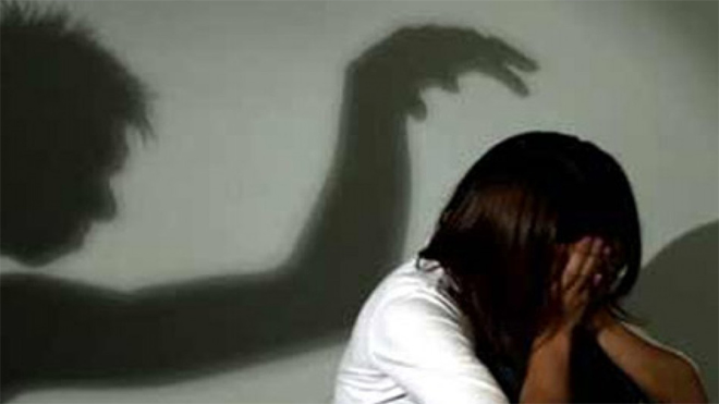 Sơn nữ bị bạn facebook đưa lên rừng làm trò người lớn